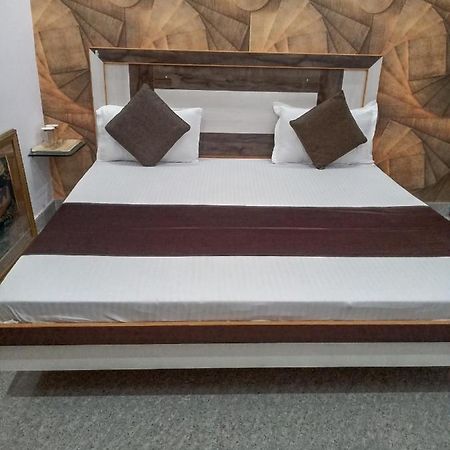 Branded Guest House ชลันธระ ภายนอก รูปภาพ