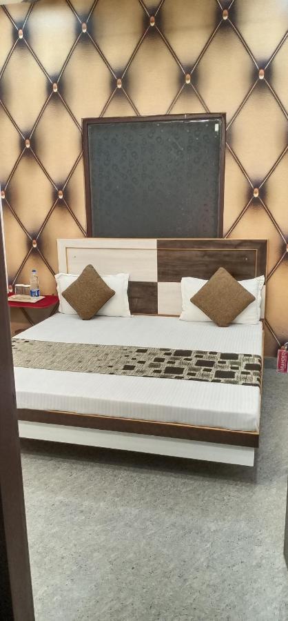 Branded Guest House ชลันธระ ภายนอก รูปภาพ